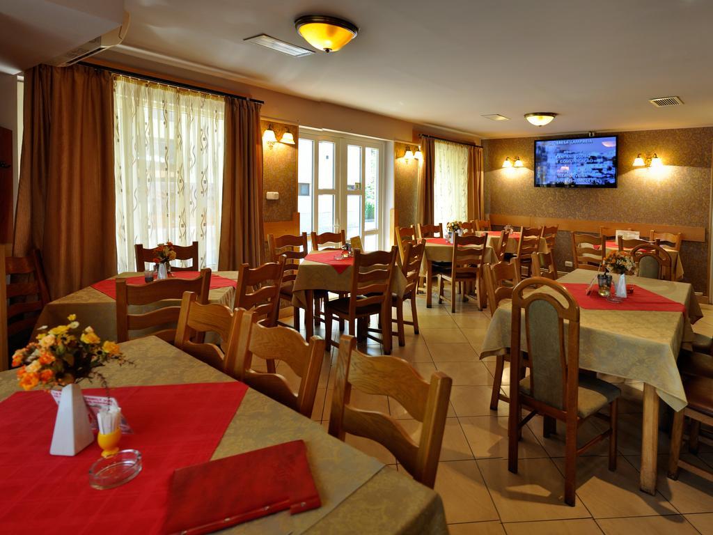 Casa Belazur Hotel Deva Ngoại thất bức ảnh